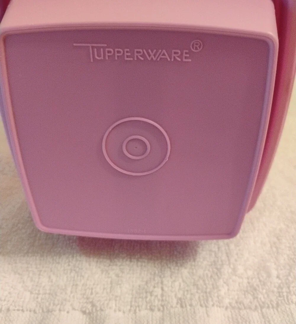 Tupperware Purple Pickle Dell Set